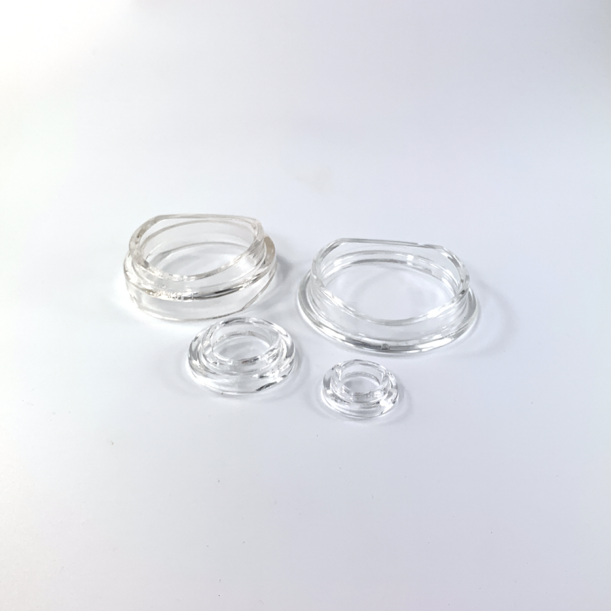 Acrylic Round Egg Stand - Medium