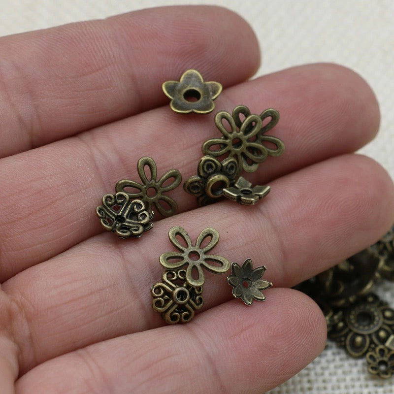 Findings - ASSORTED - 150pcs