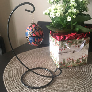 Black Metal Ornament Hanger